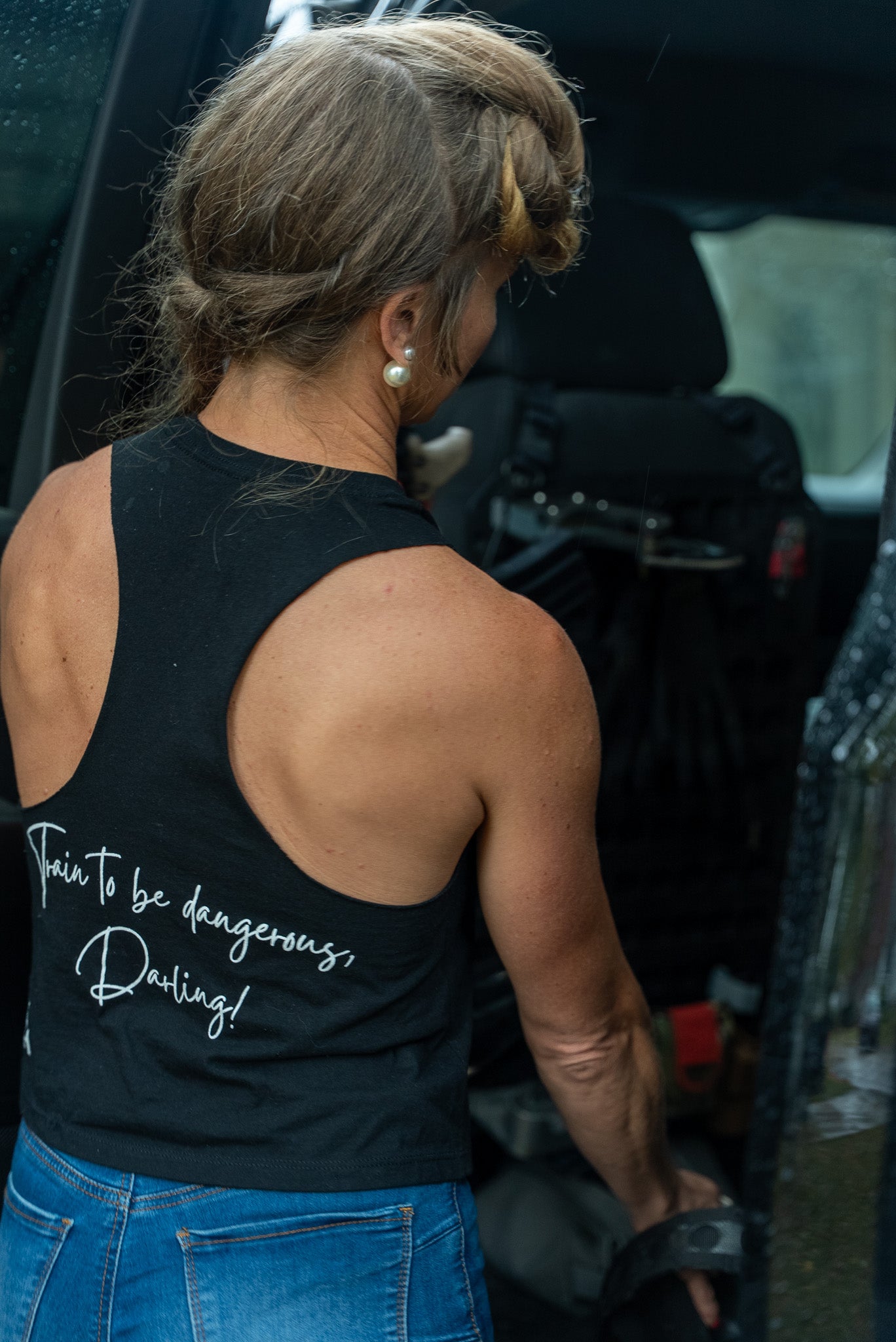 Racer Back Cropped Tank - FEMNiNE